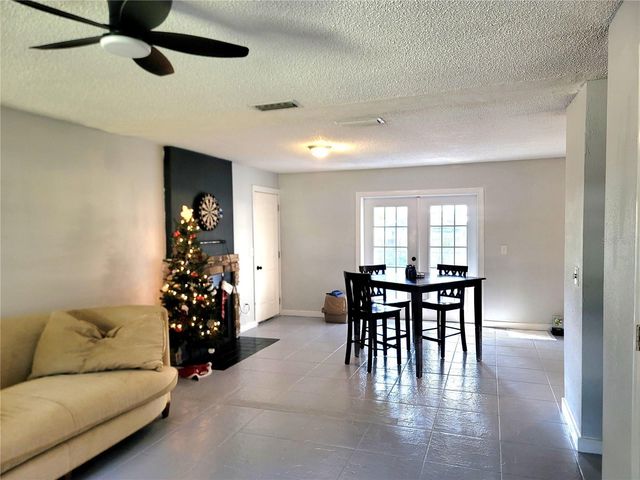 2826 NE 18TH COURT, Ocala, FL 34470