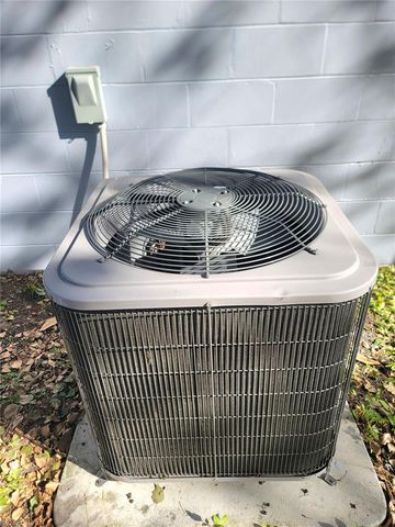 2826 NE 18TH COURT, Ocala, FL 34470