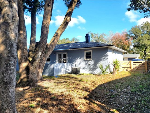 2826 NE 18TH COURT, Ocala, FL 34470