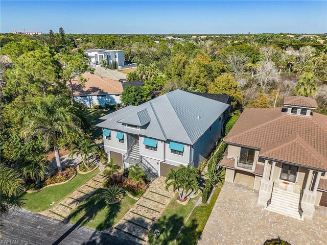 9143 Brendan Lake CT, Bonita Springs, FL 34135