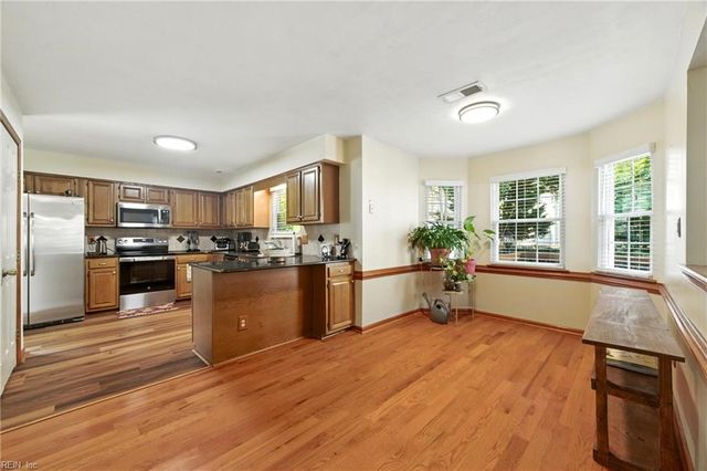 804 Westgate CT, Newport News, VA 23602