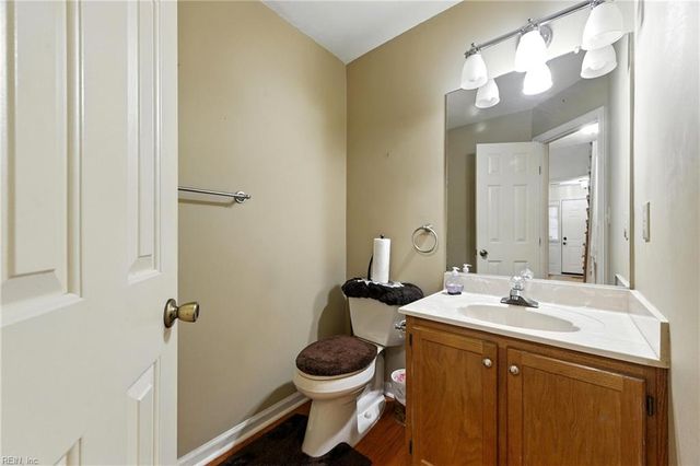 804 Westgate CT, Newport News, VA 23602