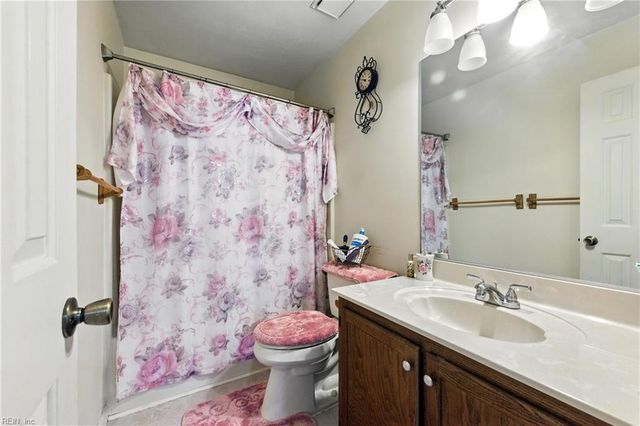 804 Westgate CT, Newport News, VA 23602