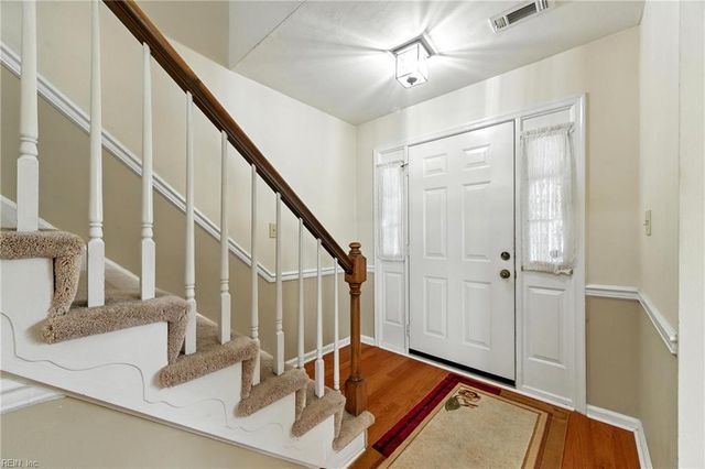804 Westgate CT, Newport News, VA 23602