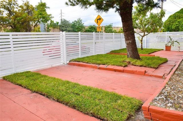 5715 NW 6th Ave, Miami, FL 33127