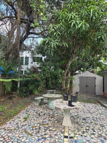 5715 NW 6th Avenue, Miami, FL 33127