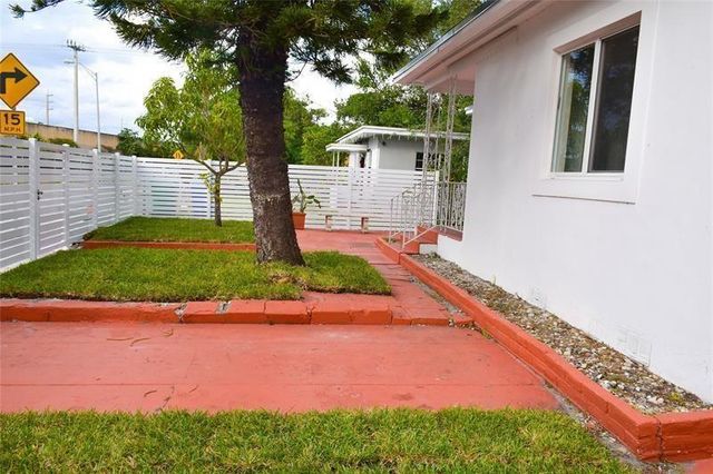 5715 NW 6th Ave, Miami, FL 33127