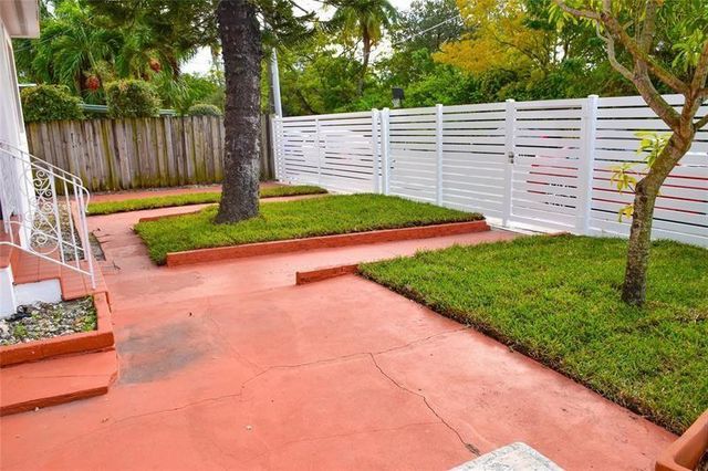 5715 NW 6th Ave, Miami, FL 33127