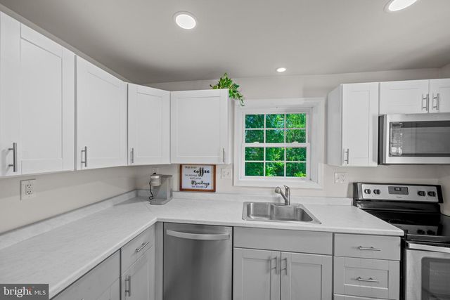 511 HARRISON AVE, Glenolden, PA 19036