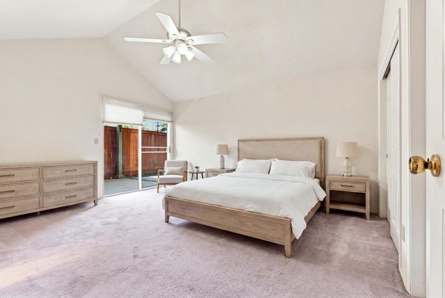 9126 N Stoneridge Lane, Fresno, CA 93720