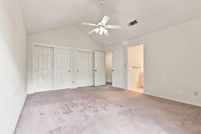 9126 N Stoneridge Lane, Fresno, CA 93720