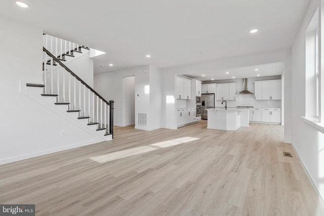 905 HONEYFLOWER DR, Reisterstown, MD 21136