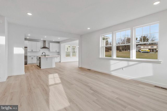 905 HONEYFLOWER DR, Reisterstown, MD 21136