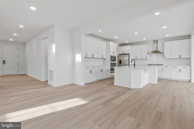 905 HONEYFLOWER DR, Reisterstown, MD 21136