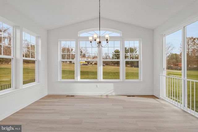 905 HONEYFLOWER DR, Reisterstown, MD 21136