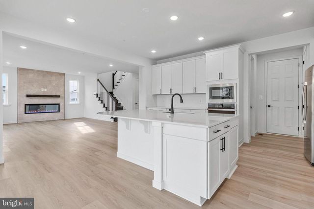 905 HONEYFLOWER DR, Reisterstown, MD 21136