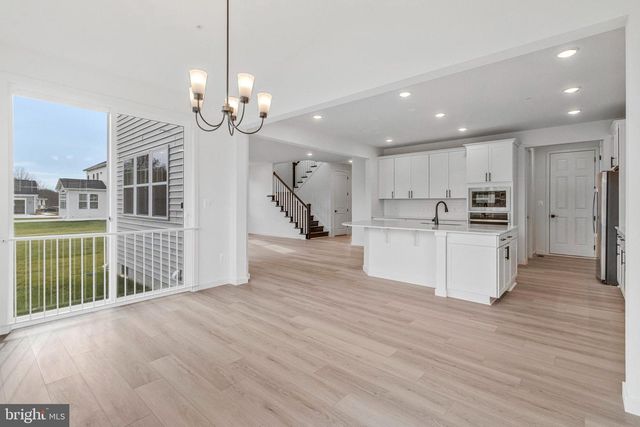 905 HONEYFLOWER DR, Reisterstown, MD 21136