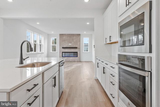 905 HONEYFLOWER DR, Reisterstown, MD 21136