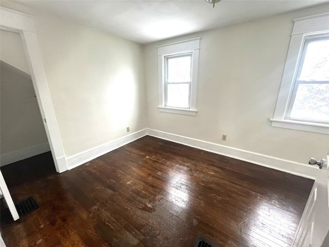 424 LIGHTHOUSE Street, Erie, PA 16507