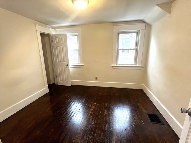 424 LIGHTHOUSE Street, Erie, PA 16507