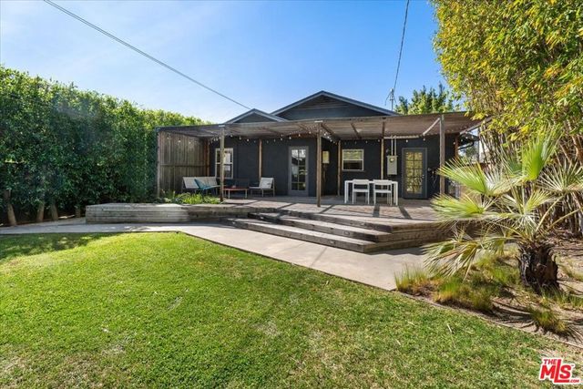 1282 Meadowbrook Avenue, Los Angeles, CA 90019