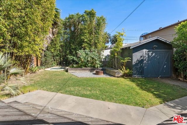 1282 Meadowbrook Avenue, Los Angeles, CA 90019