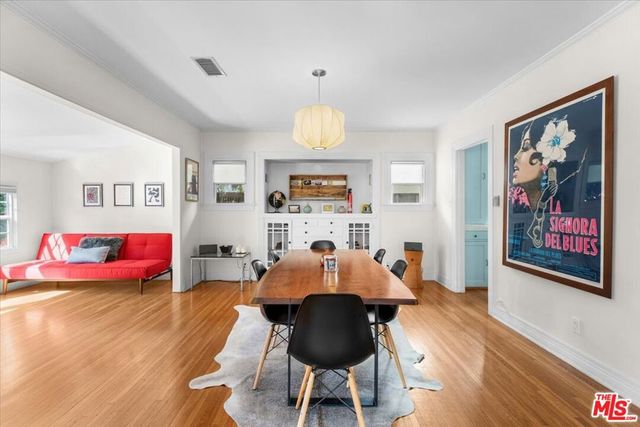 1282 Meadowbrook Avenue, Los Angeles, CA 90019