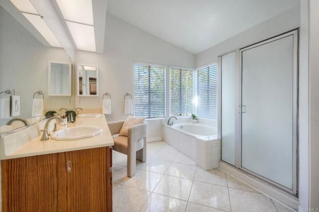 1374 Beringer Lane, Vista, CA 92081