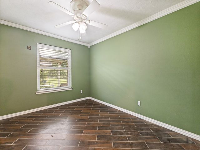 829 Broadmoor Drive, Mesquite, TX 75149