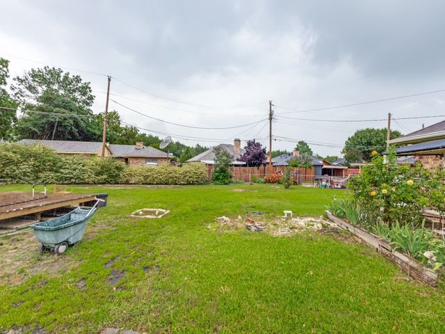 829 Broadmoor Drive, Mesquite, TX 75149
