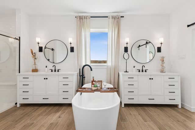 11910 Wild Bluebonnet Circle, Mont Belvieu, TX 77535