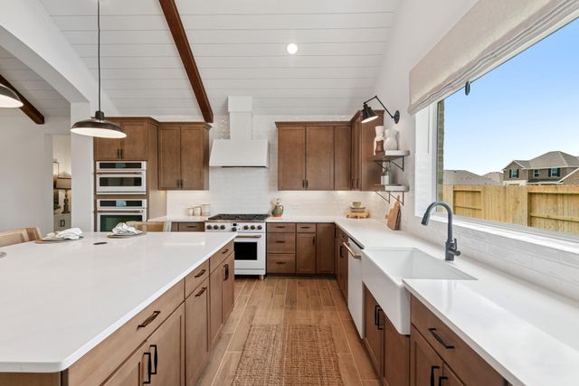 11910 Wild Bluebonnet Circle, Mont Belvieu, TX 77535