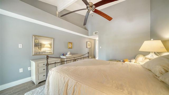 1601 PELICAN POINT DRIVE HA212, Sarasota, FL 34231