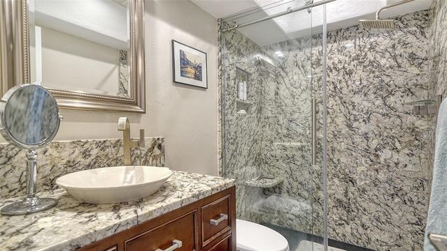 1601 PELICAN POINT DRIVE HA212, Sarasota, FL 34231