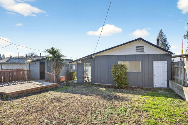 522 Pearl Street, Medford, OR 97504