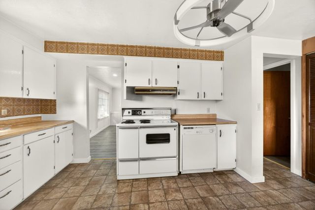 522 Pearl Street, Medford, OR 97504