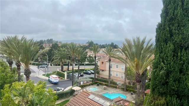 1000 S Volterra, Anaheim, CA 92808