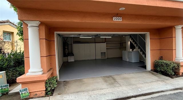 1000 S Volterra, Anaheim, CA 92808