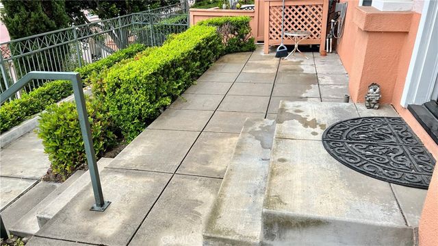 1000 S Volterra, Anaheim, CA 92808
