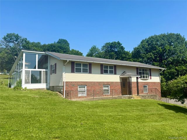 231 Highland Avenue, Marlboro, NY 12542