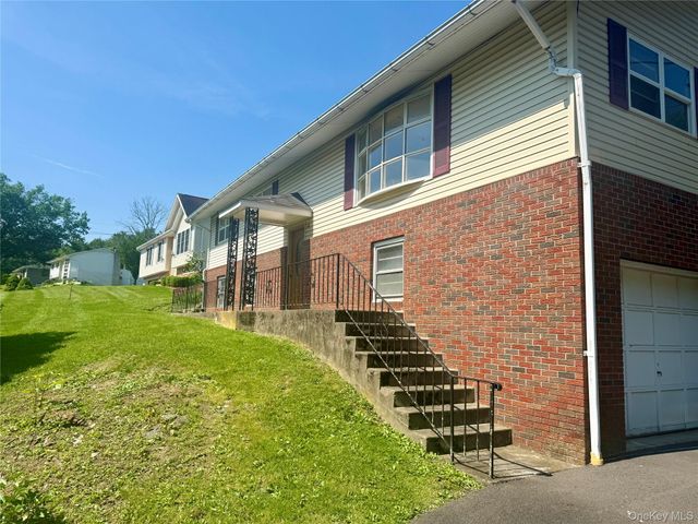 231 Highland Avenue, Marlboro, NY 12542