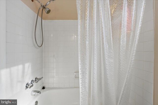 13315 PENNYPACKER LN, Fairfax, VA 22033