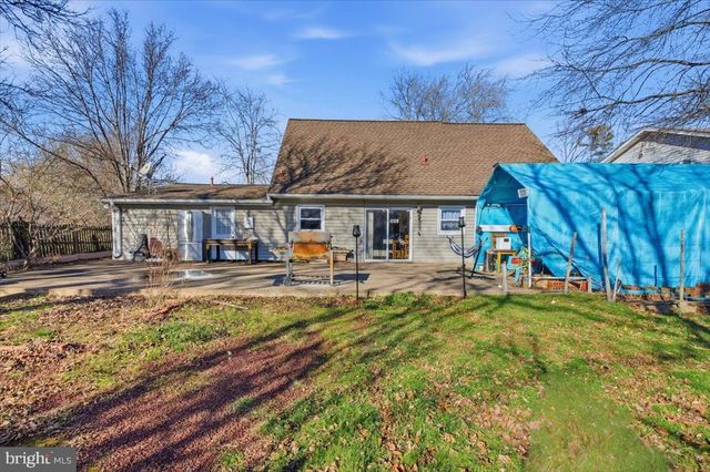 13315 PENNYPACKER LN, Fairfax, VA 22033