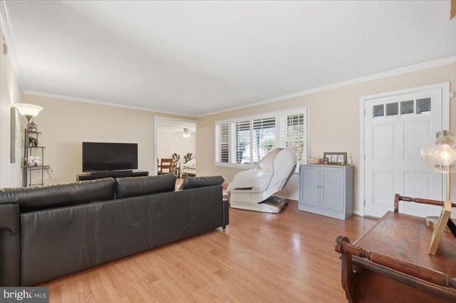 13315 PENNYPACKER LN, Fairfax, VA 22033