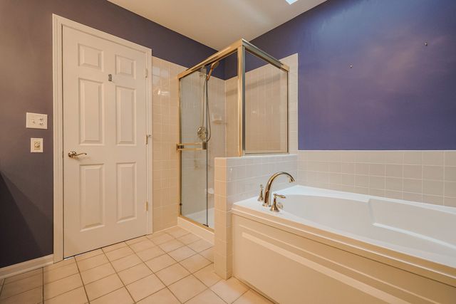 407 Town Place Circle 407, Buffalo Grove, IL 60089