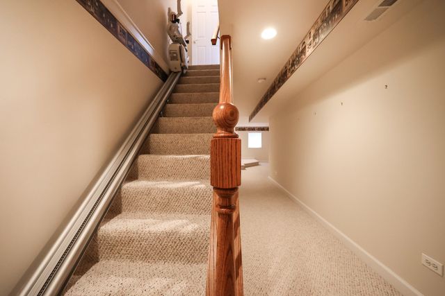 407 Town Place Circle 407, Buffalo Grove, IL 60089