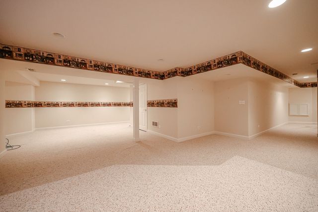 407 Town Place Circle 407, Buffalo Grove, IL 60089