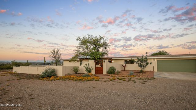 4520 N Calle Cadenza, Tucson, AZ 85745