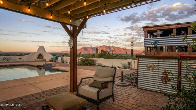 4520 N Calle Cadenza, Tucson, AZ 85745