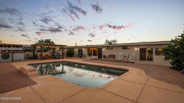 4520 N Calle Cadenza, Tucson, AZ 85745